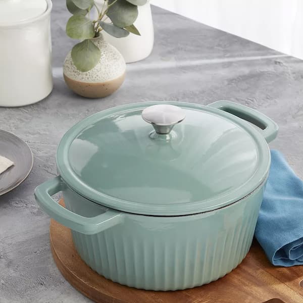 Mingle & Co. 5-qt. Fluted Enameled Cast Iron Dutch Oven deal