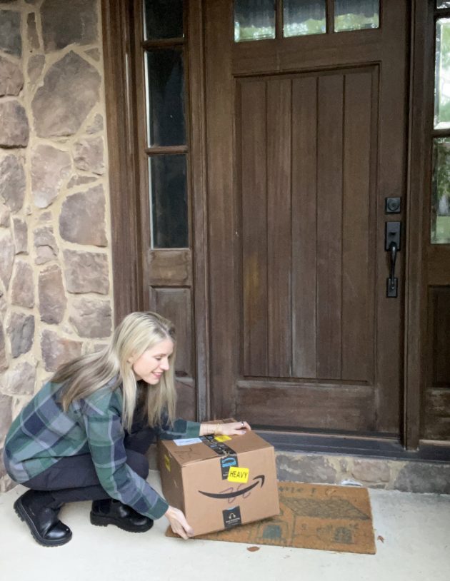 Crystal with Amazon Box